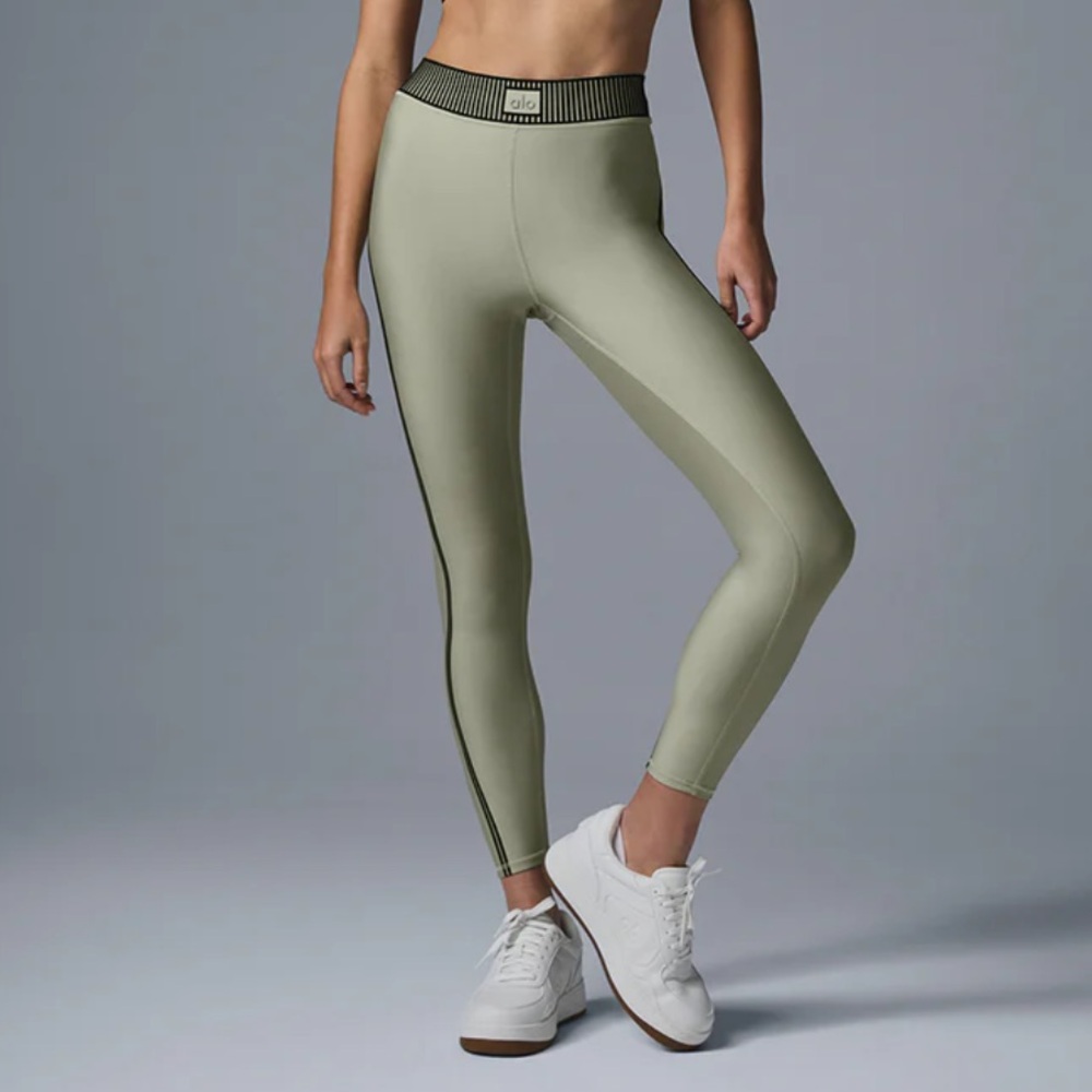 ALO Yoga Olive Green High-Waist Leggings with Black Trim